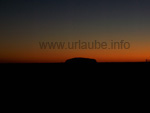 Ayers Rock bei Sonnenaufgang