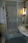 Badezimmer im Ibis Centrum