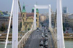 Verkehr auf der Elisabethbr&uuml;cke