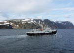 MS Lofoten kurz vor Havysund