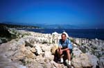 Cap d\'Antibes mit der Baie des Anges im Hintergrund und meiner Wenigkeit im Vordergrund