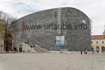 Das Museum Moderner Kunst Stiftung Ludwig Wien: MUMOK.