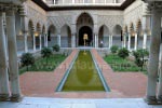 Der Patio de Monteria im Alcázar