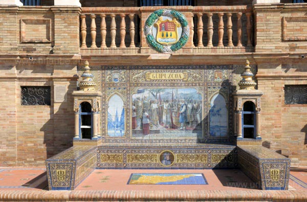Brunnen der Provinz Guipuzcoa am Plaza Espana
