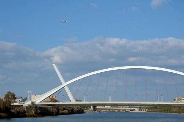 Puente de la Barqueta und Puente del Alamillo