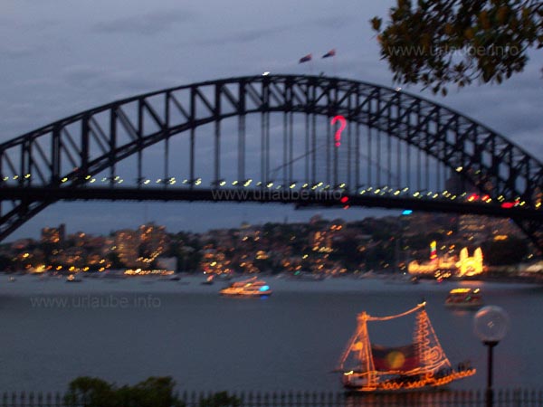 Blick auf die Harbourbridge ca. 3 Std. vor dem Countdown