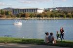 Blick auf das australische Parlament (rechts im Bild)