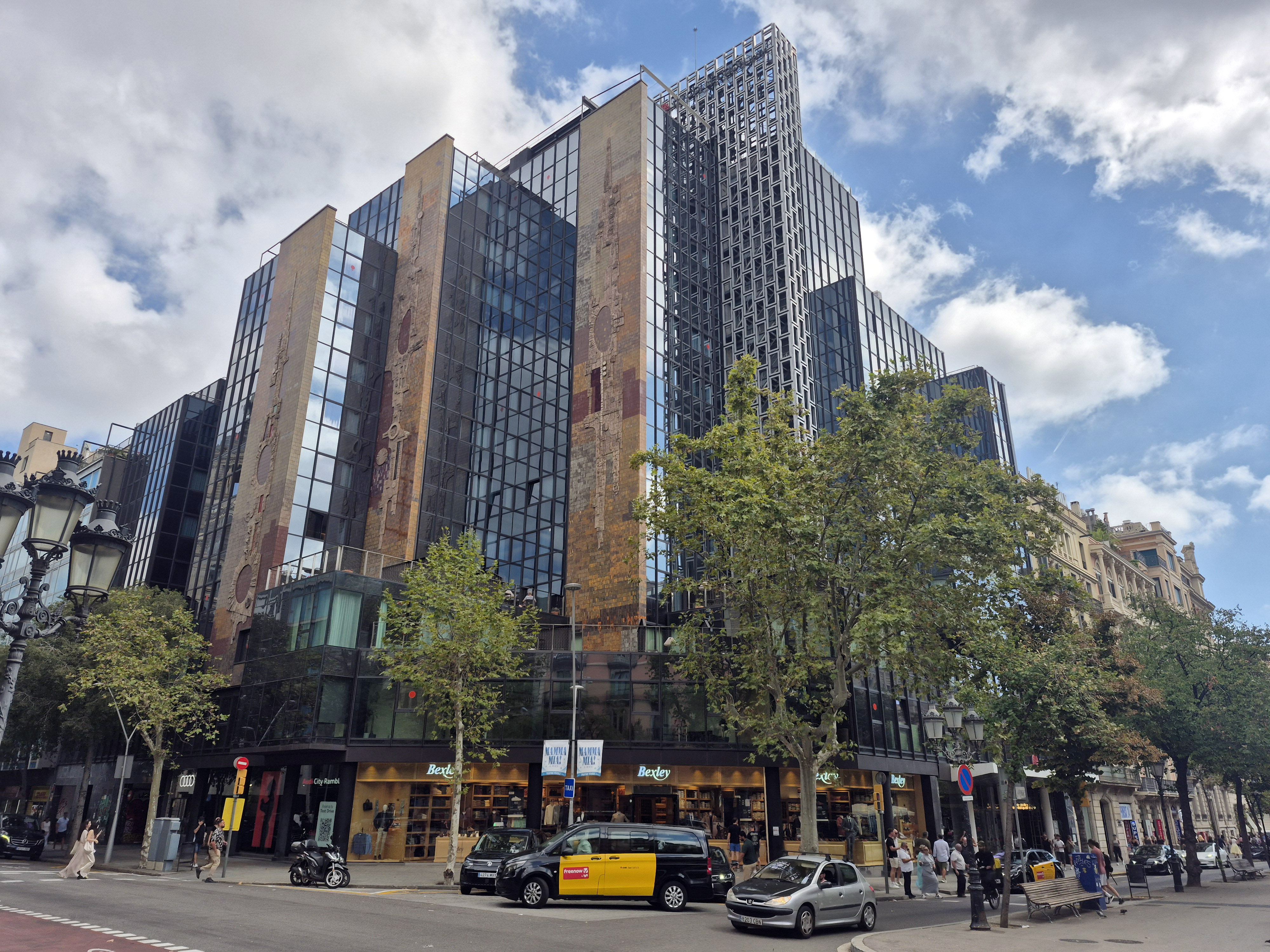 Hotel Calderon