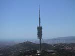 Der Fernsehturm vom Tibidabo aus gesehen