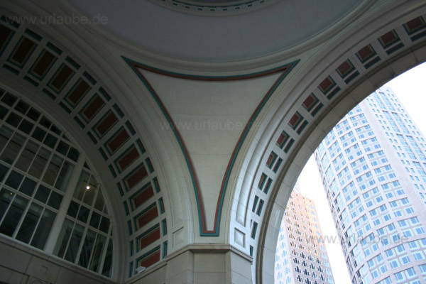 Ein bisschen architektonischer Anspruch muss beim Boston Harbor Hotel schon sein.