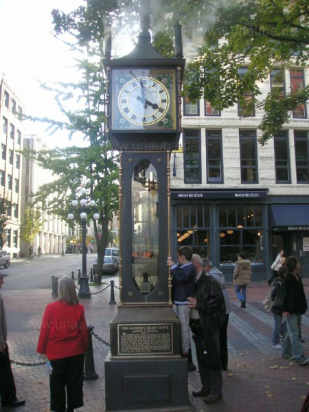 Eines der Wahrzeichen Vancouvers: Die erste dampfbetriebene Uhr der Welt