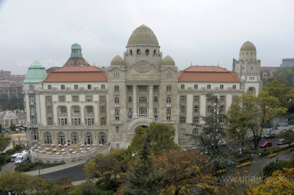 Das Gellért-Bad am Fuße des Gellértberges