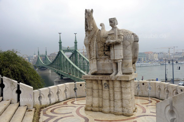 Denkmal des heiligen Stephan auf dem Gellértberg