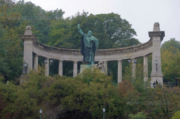 Gellértdenkmal