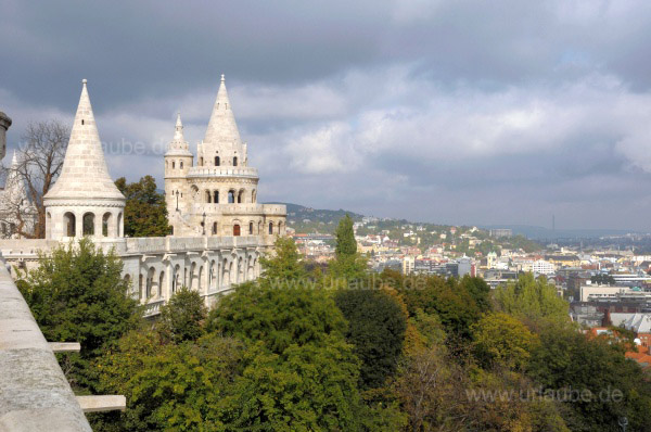 Ausblick von der Fischerbastei auf Budapest