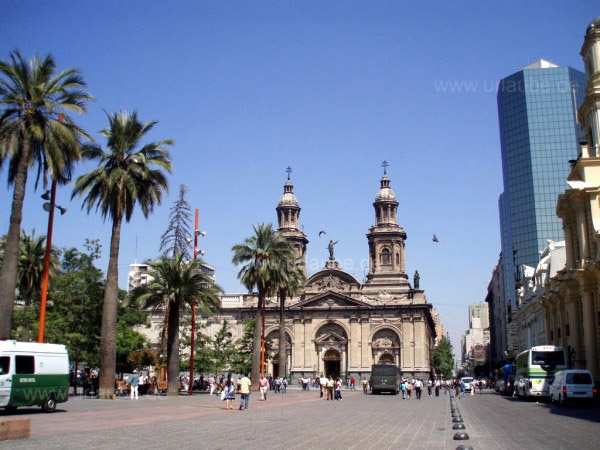 Plaza de Armas und die Kathedrale