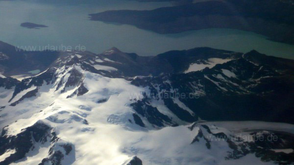 Luftaufnahmen von Gebirgen in Patagonien.