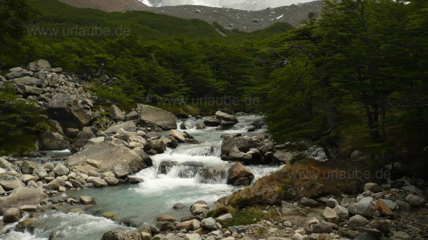 Ein Fluss im Valle Franc&eacute;s