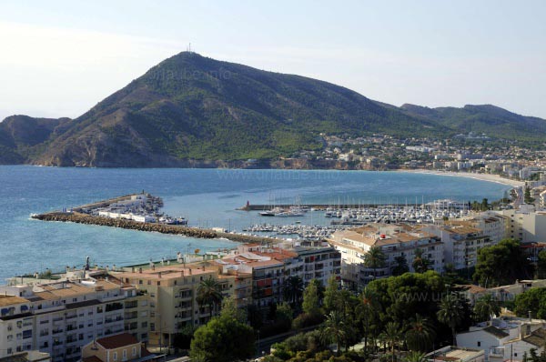 Blick &uuml;ber das neue Altea mit dem Yachthafen