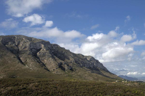 Der Montg&oacute; aus Richtung D&eacute;nia