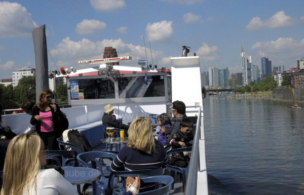Schiffstour auf dem Main