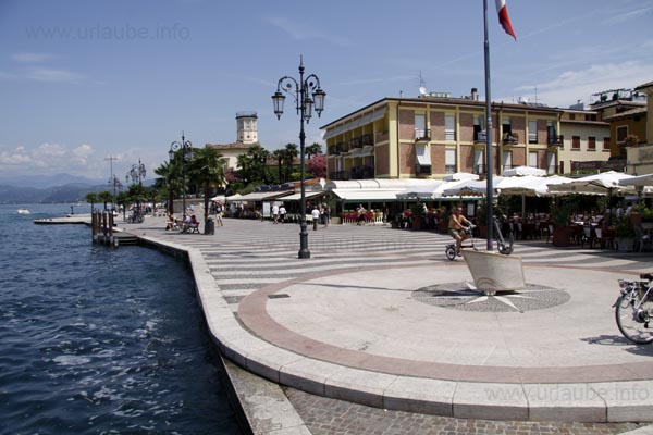 Hafenpromenade von Lazise