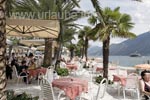 Im Restaurant Pussy Cat sitzt und isst man vortrefflich mit Blick auf den Gardasee - leider nur zur Mittagszeit geöffnet.