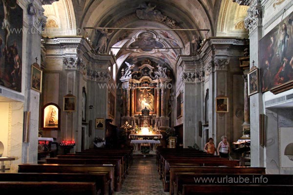 Der Innenraum der Kiche San Benedetto ist dem barocken Stil entsprechend imposant geschm&uuml;ckt.