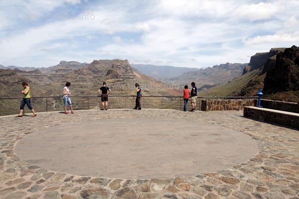 Der Mirador de Fataga ist ein Aussichtspunkt, von dem man bis zu den D&uuml;nen von Maspalomas sehen kann.