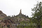 Das ist NICHT der Roque Nublo, wie wir ursprünglich von Weitem dachten, sondern ein in unmittelbarer Nachbarschaft emporragender schmaler Grat.