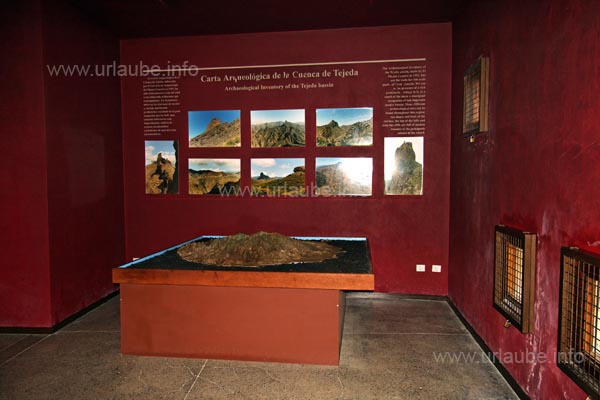 Wer versiert spanisch lesen kann, der kann mit den ausf&uuml;hrlichen Informationen &uuml;ber das Gel&auml;nde des Roque Bentayga im Museum sicher viel anfangen. Leider gab es diese Infos weder in englisch noch in deutsch.