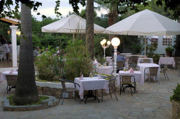 Der Hof mit Restaurant