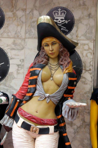 &Uuml;berall ist die Piratenvergangenheit allgegenw&auml;rtig