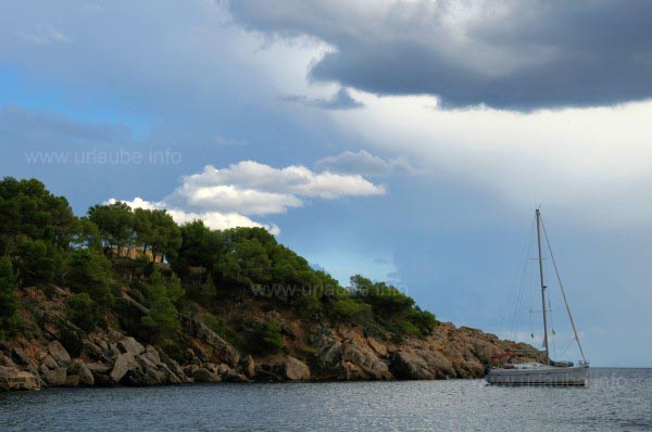 An der Cala Mastella