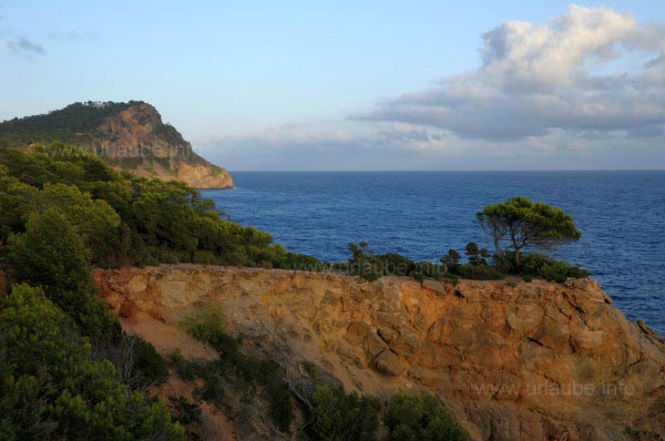 Klippen an der Cala Boix