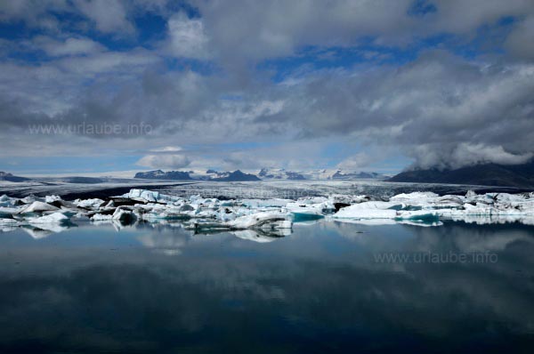 Der Gletschersee J&ouml;kulsarl&oacute;n