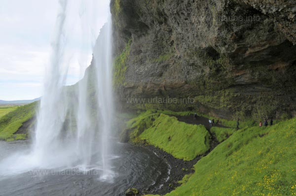Der Seljalandsfoss