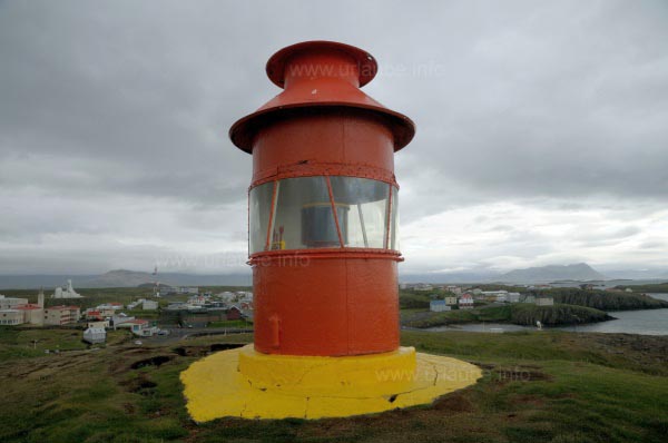 Der Leuchtturm mit dem Blick auf Stykkish&oacute;lmur