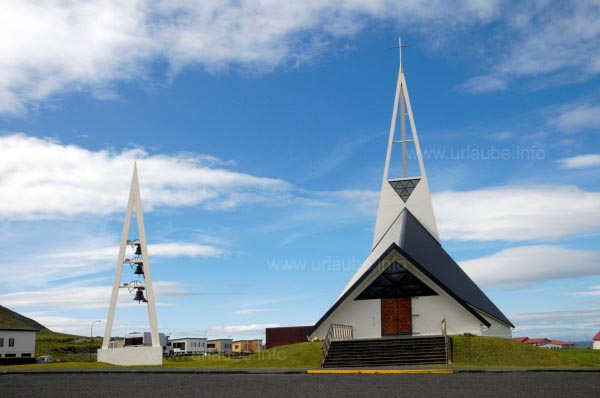 Die Kirche von &Ograve;lafsvik