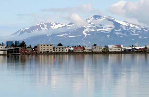 Wasser, Eis und Berge � Islands Markenzeichen