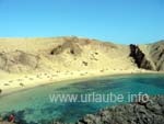 Der in einer kleinen Bucht gelegene Playa Papagayo