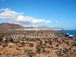 Blick auf Playa Blanca von Punta de Pechiguera aus