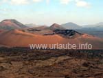 Der gigantische Krater Caldera de los Cuervos, von dem die meisten Lava ausgespuckt wurde