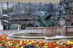 Gewandhaus und Mendebrunnen