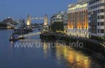 Umgebaute Speicher am Queen's Walk