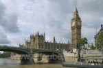 Houses of Parliament und Westminster Bridge