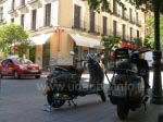 Auch in Malasaa sind die Vespas beliebt - auf der Gran Vía jedoch undenkbar!