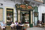 Die älteste Bäckerei der Stadt namens Forn d\'es Teatre