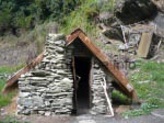 In solchen Hütte lebten die chinesischen Einwanderer, die hier in den Goldrauschzeiten ihr Glück suchten.