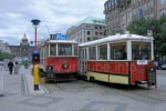 Originelles Café aus alten Straßenbahnwagen